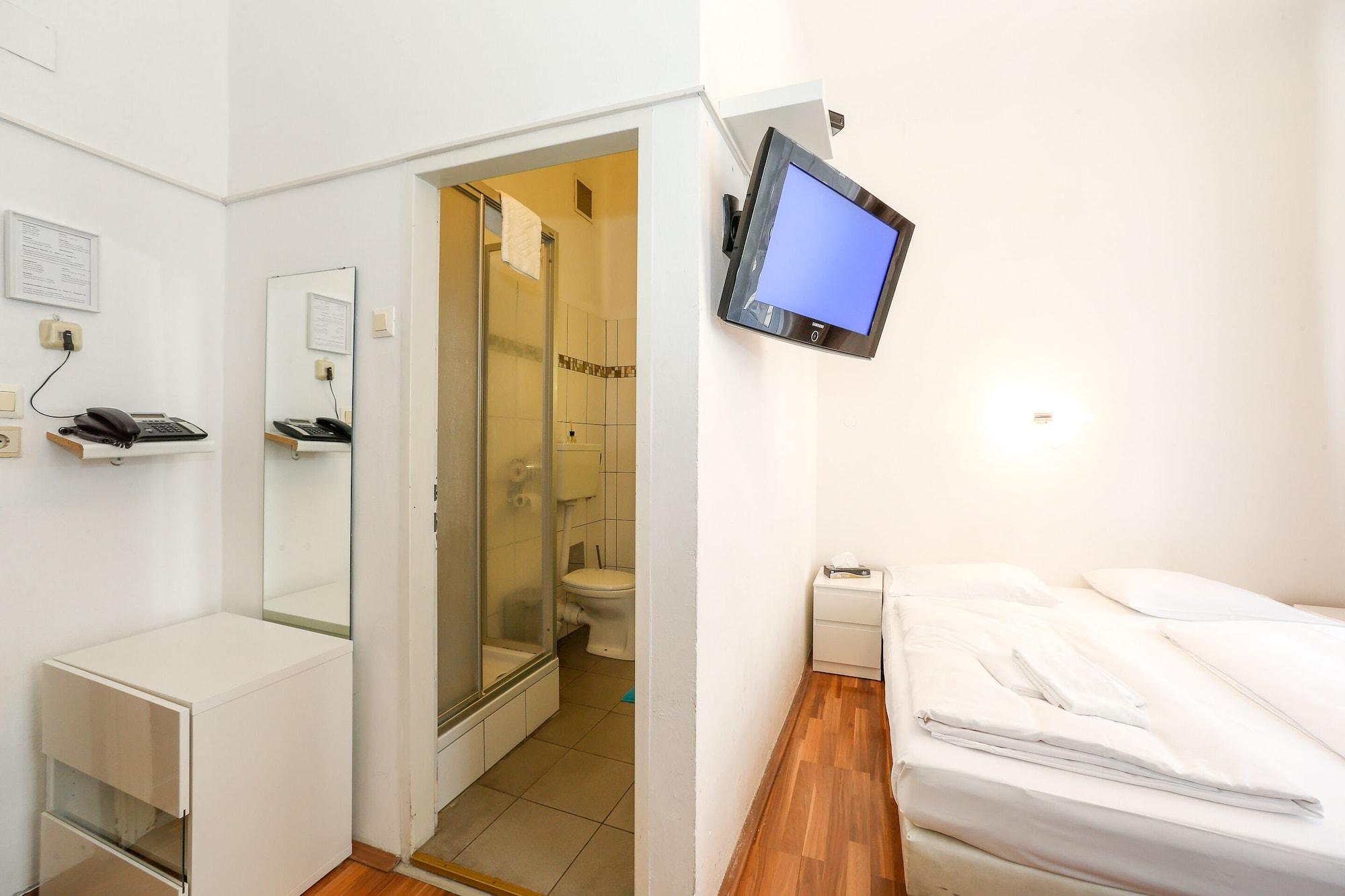 Self Check-In Time Out City Hotel Viena Exterior foto